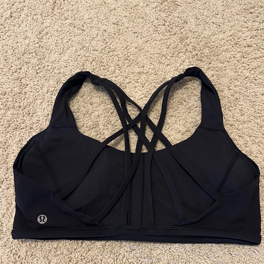 Lululemon Free To Be tranquil sports bra in black